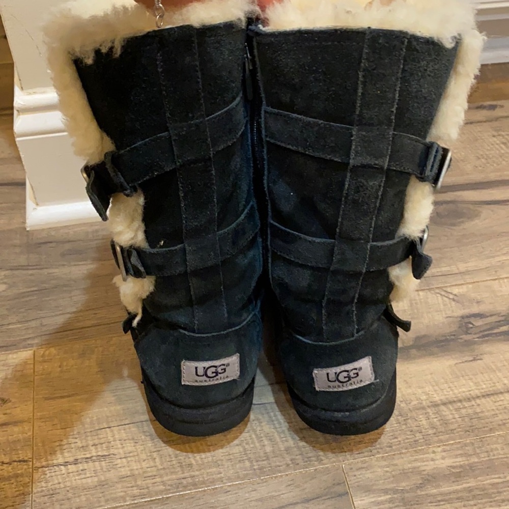 Ugg
